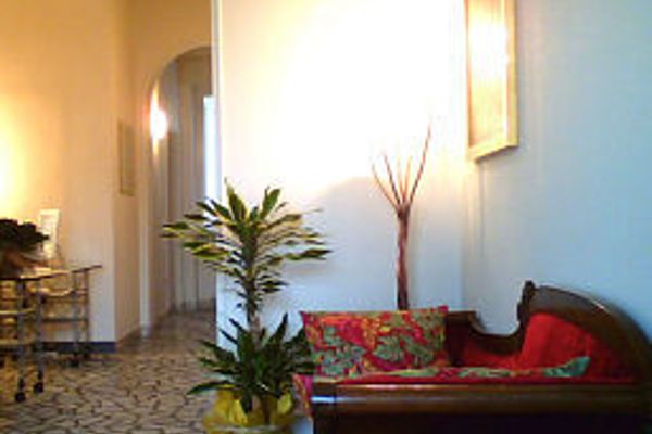 Lucca in Villa Elisa & Gentucca Lucca